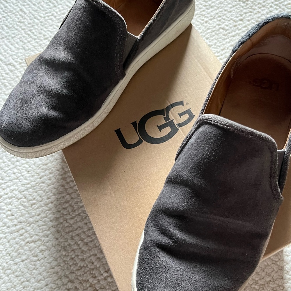 Ugg’s women’s Cas Slip On Shoes.